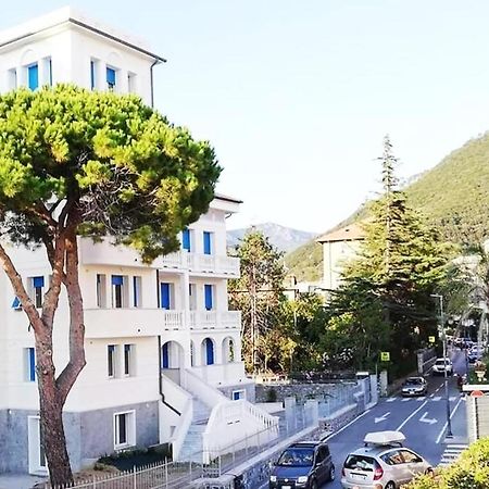 Villa Schiaffino Appartamento Al Primo Piano Deiva Marina Exterior foto