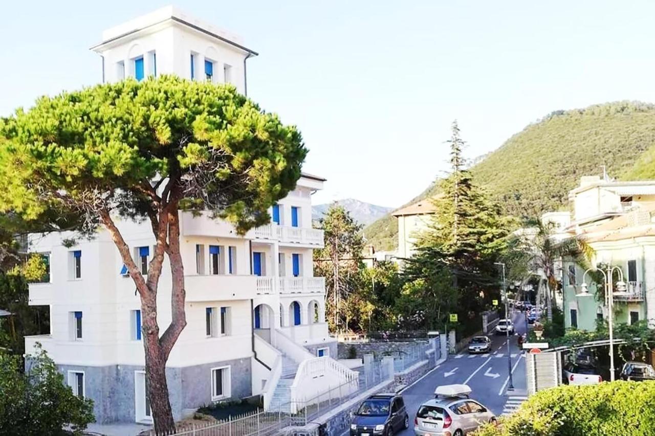 Villa Schiaffino Appartamento Al Primo Piano Deiva Marina Exterior foto